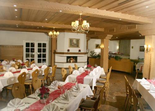 Hotel & Restaurant Lamm Mosbach  Bagian luar foto