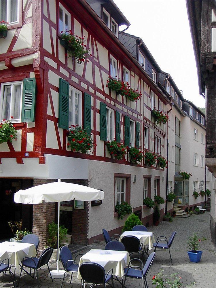 Hotel & Restaurant Lamm Mosbach  Bagian luar foto