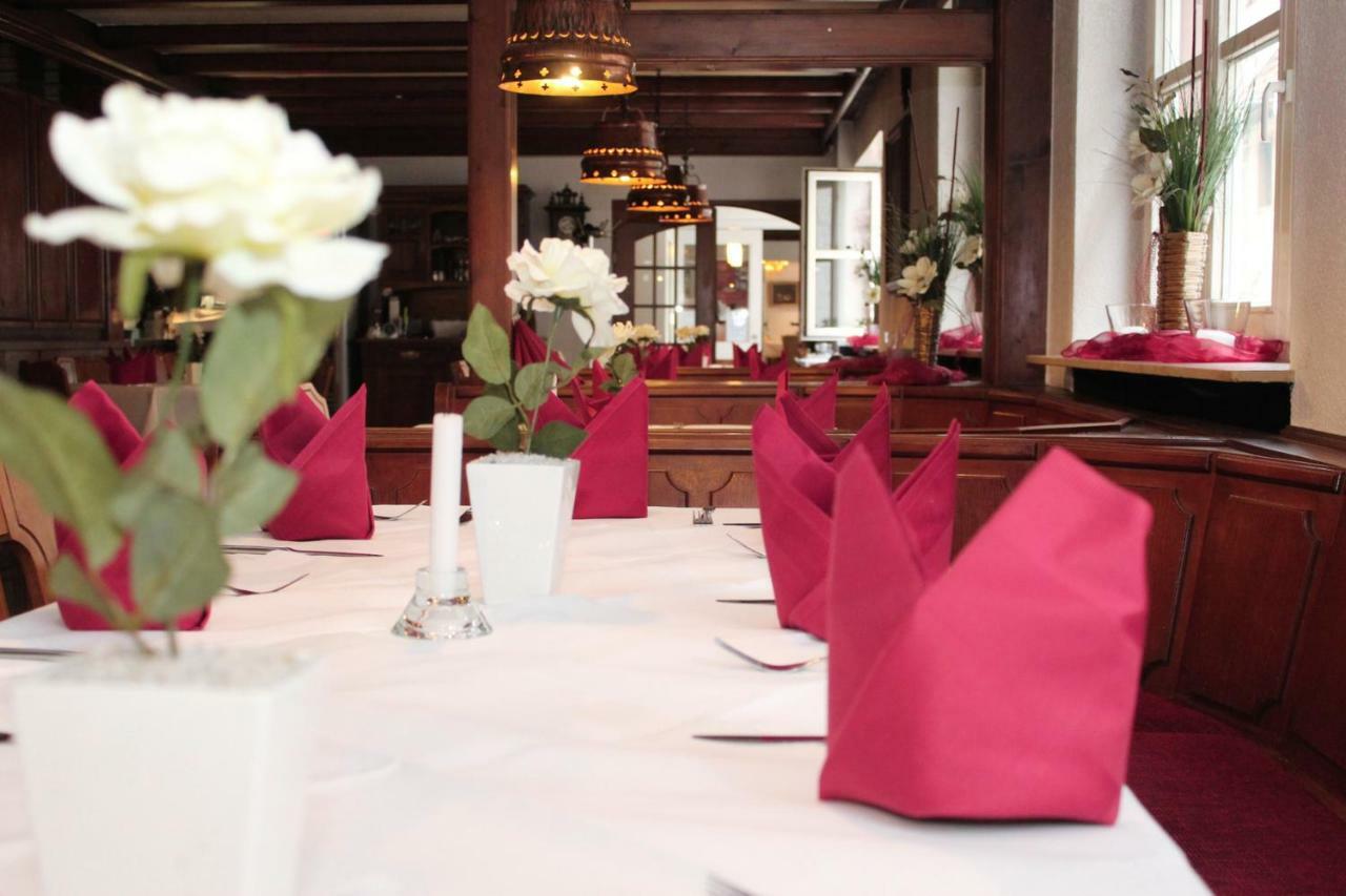 Hotel & Restaurant Lamm Mosbach  Bagian luar foto