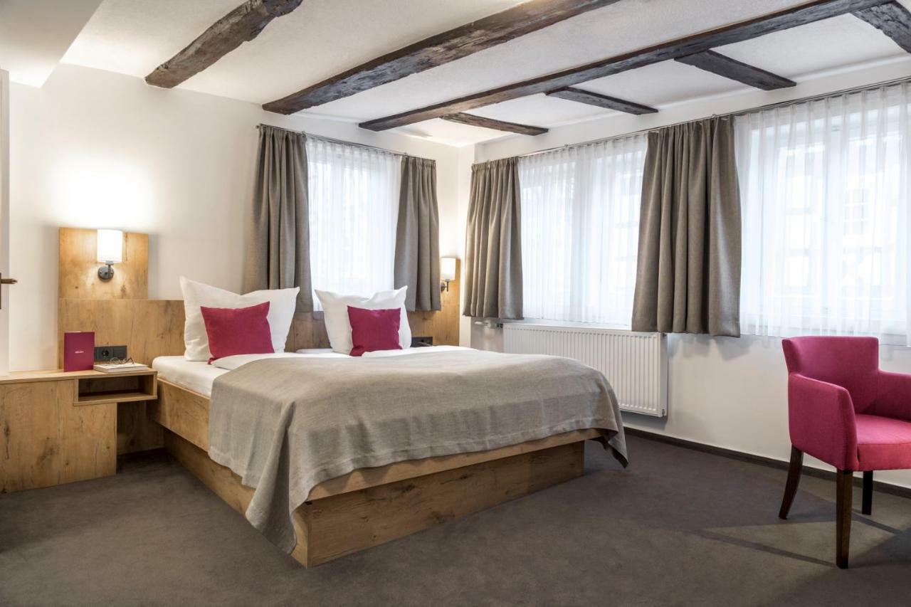 Hotel & Restaurant Lamm Mosbach  Bagian luar foto